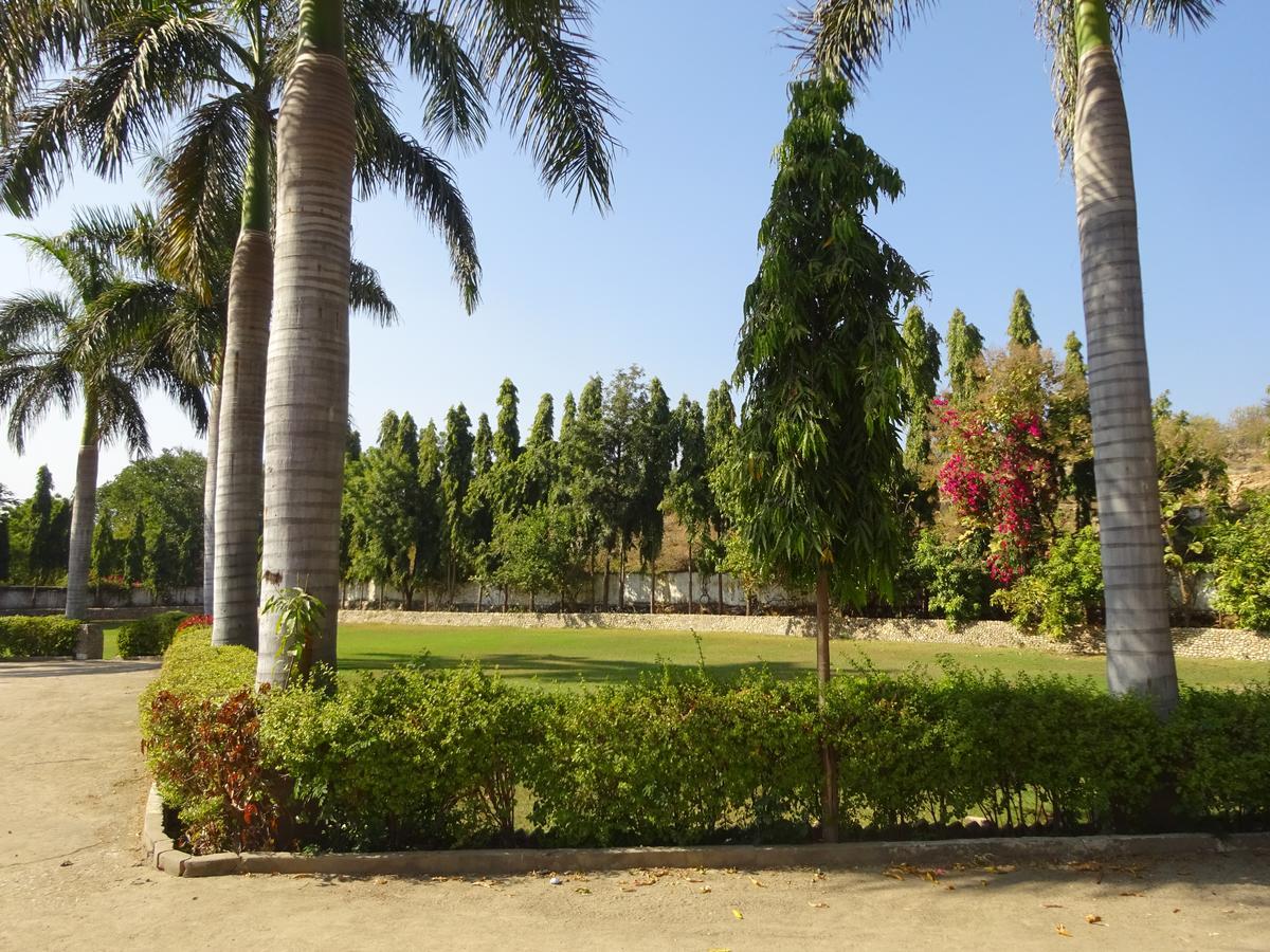 Hotel Utsav Nāthdwāra Exterior foto
