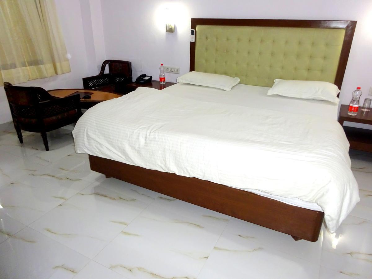 Hotel Utsav Nāthdwāra Exterior foto