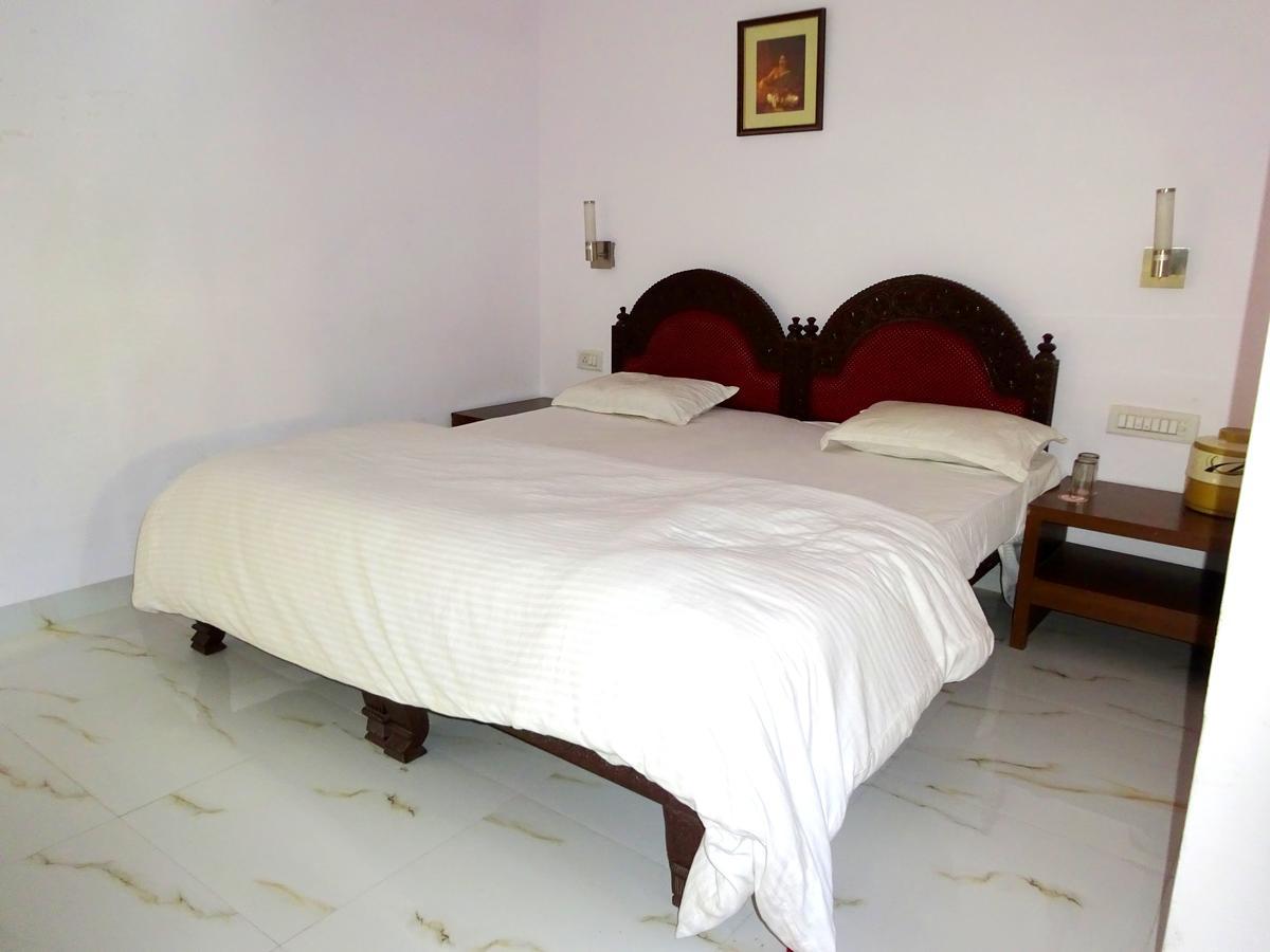 Hotel Utsav Nāthdwāra Exterior foto