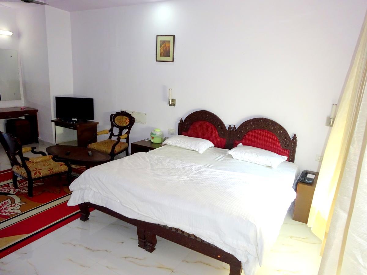 Hotel Utsav Nāthdwāra Exterior foto